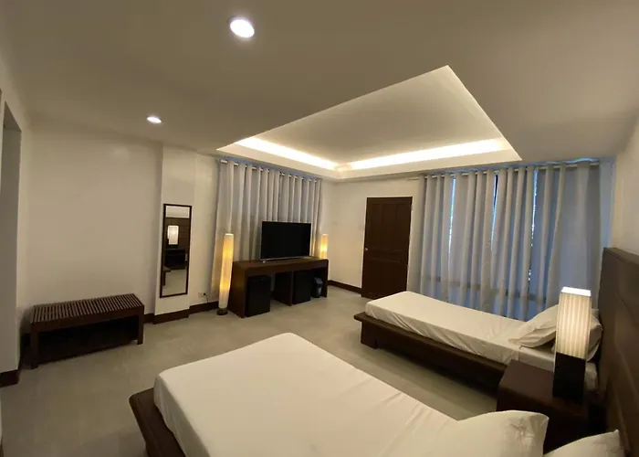 Anaya 3*