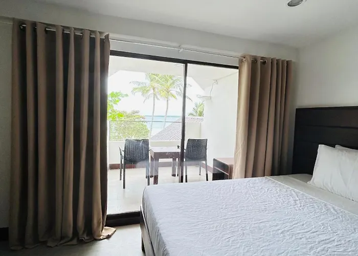 Anaya Hotel Humayhumay