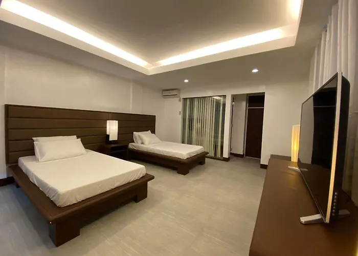 Anaya 3*